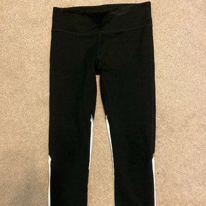 Fabletics High-Waisted Cropped Leggings